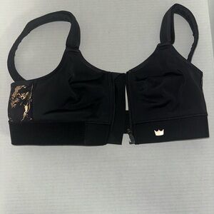 SheFit The Flex Sports Bra™ - Black with Rose Gold Accent